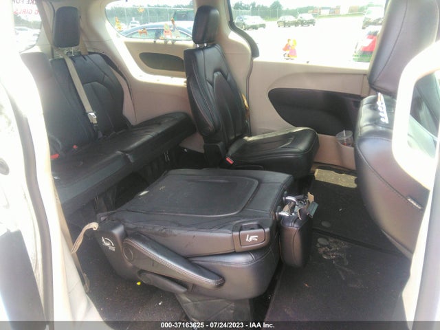 2C4RC1BG9KR582994 Chrysler Pacifica Touring L