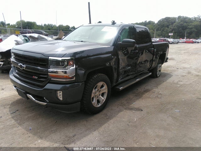 Chevrolet Silverado 1500 Lt 2018 3GCUKREC2JG312188 Image 2