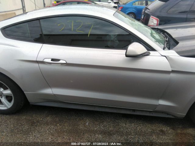 1FA6P8AM5G5241741 Ford Mustang V6