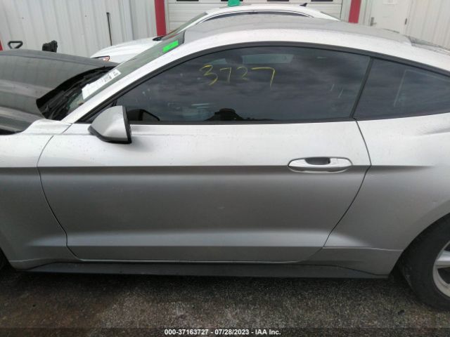 1FA6P8AM5G5241741 Ford Mustang V6