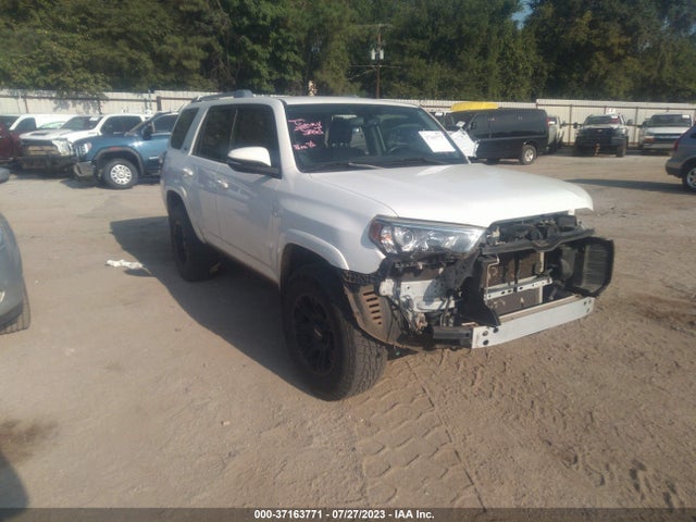 Toyota 4RUNNER SR5 2018 JTEBU5JRXJ5506412 Image 1