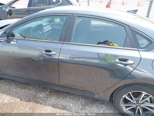 3KPF24AD0PE505129 KIA Forte Lxs