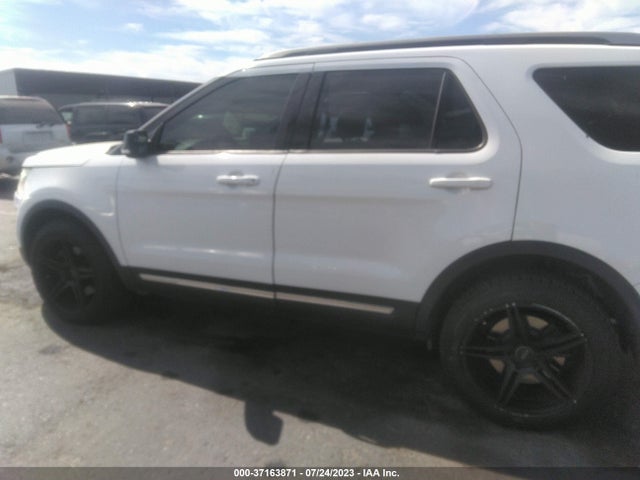 Ford EXPLORER XLT 2016 1FM5K8D88GGC88457 Image 6