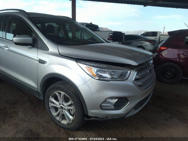 2018 FORD ESCAPE SE VIN: 1FMCU9GD6JUB75650