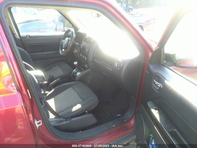 1C4NJPBA0FD192295 Jeep Patriot Altitude Edition