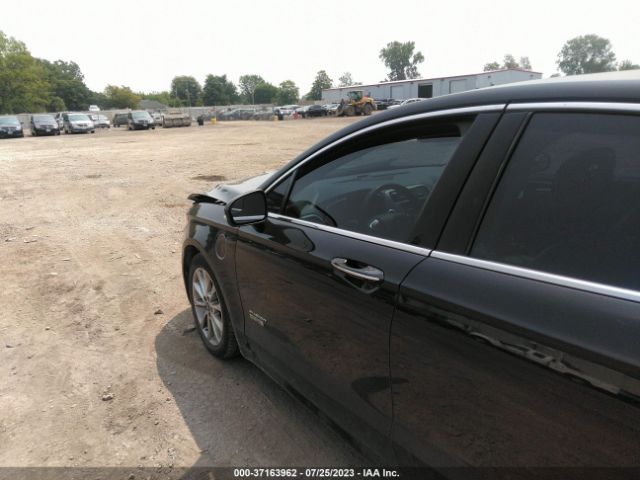 3FA6P0PU6JR134954 Ford Fusion Energi Se