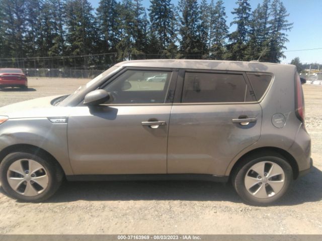 KNDJN2A21F7135523 KIA Soul Base