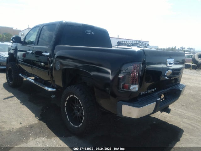 2007 CHEVROLET SILVERADO 1500 LT W/1LT VIN: 2GCEC13C171555871