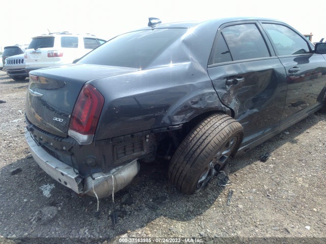 2C3CCAGG2GH142325 Chrysler 300 300s