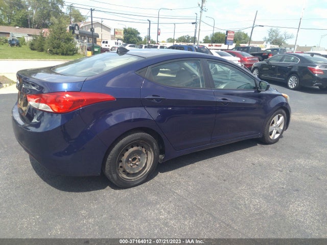 2013 HYUNDAI ELANTRA GLS VIN: 5NPDH4AE2DH303818