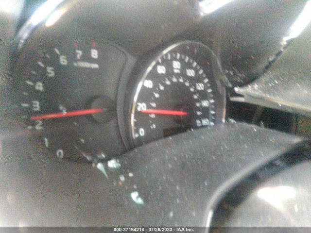 5XYKT3A68FG624135 KIA SORENTO LX