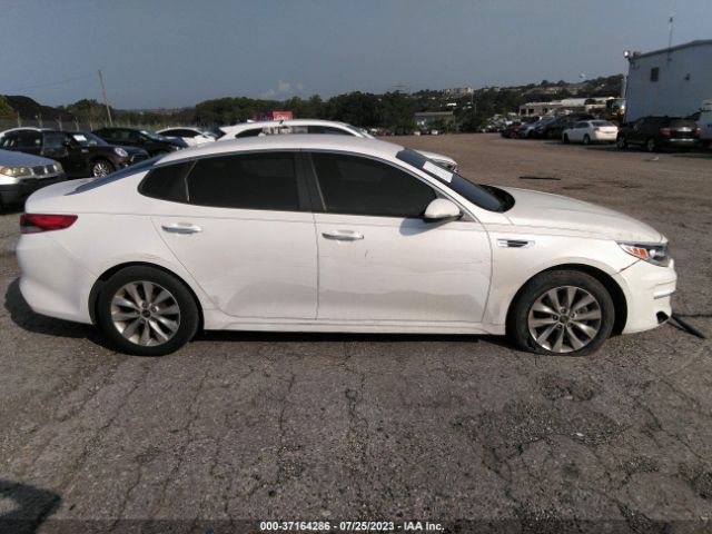 5XXGT4L32JG272536 KIA Optima Lx