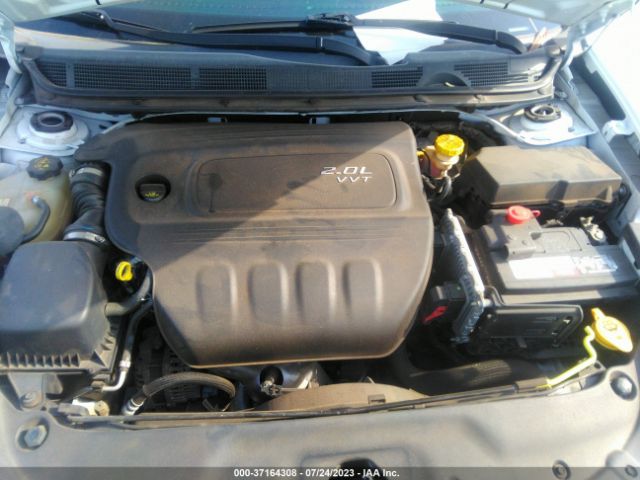 1C3CDFAA3FD420501 Dodge DART SE