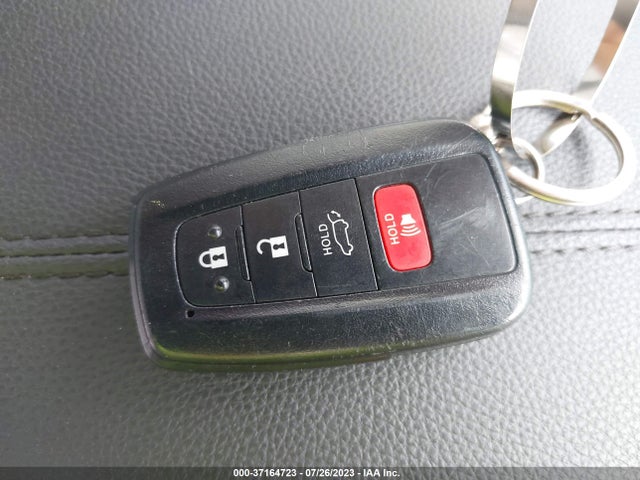 2020 TOYOTA RAV4 XLE PREMIUM VIN: 2T3C1RFV2LW082265