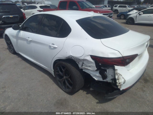 ZARFAMAN2L7624196 Alfa Romeo Giulia Sport