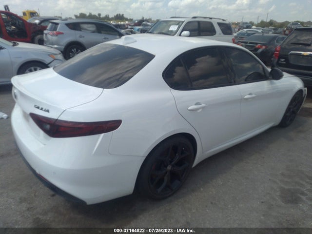 ZARFAMAN2L7624196 Alfa Romeo Giulia Sport