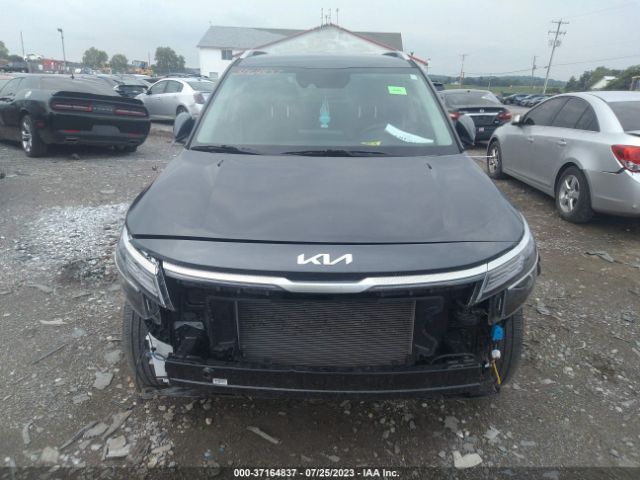 KNDEU2AA4P7348933 KIA SELTOS S