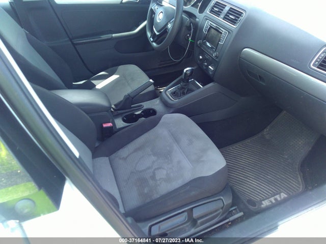3VW2B7AJ3HM281980 Volkswagen Jetta 1.4t S