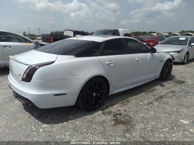 2017 JAGUAR XJ XJ R-SPORT VIN: SAJWA1C78H8W04514
