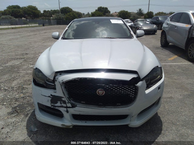 2017 JAGUAR XJ XJ R-SPORT VIN: SAJWA1C78H8W04514