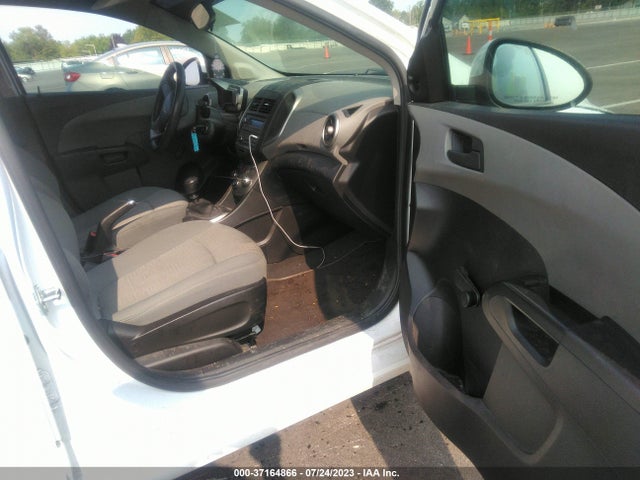 Chevrolet SONIC LS 2015 1G1JB5SH3F4196685 Image 7