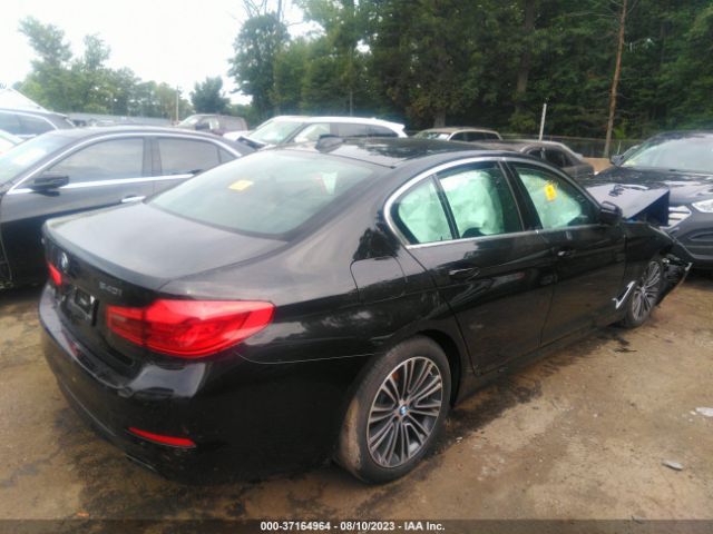 WBAJE7C56KG892977 BMW 5 Series 540i Xdrive