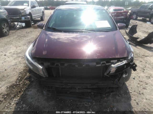3KPFL4A72JE215053 KIA FORTE LX