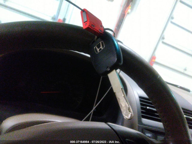 2004 HONDA ACCORD SDN EX VIN: 1HGCM56884A102451