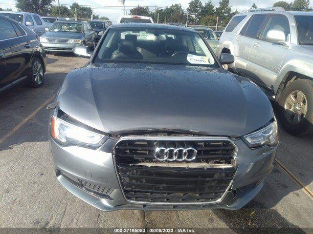 WAULFAFR0EA000943 Audi A5 Premium Plus
