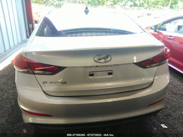 Hyundai ELANTRA SE 2017 5NPD84LFXHH157048 Image 15