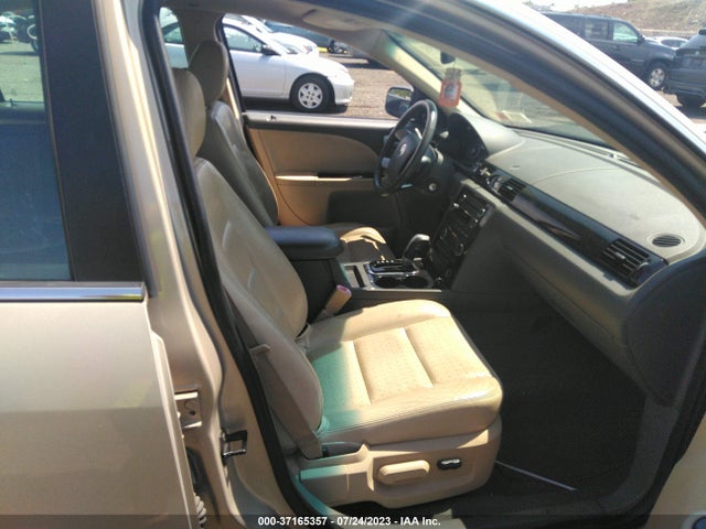 2008 MERCURY SABLE VIN: 1MEHM40W48G613582