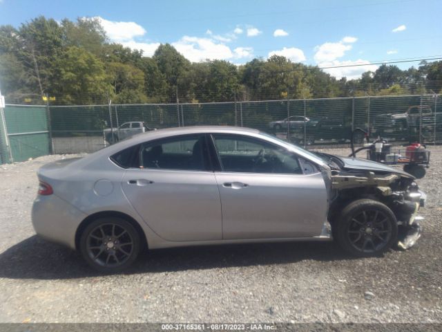 1C3CDFAA0FD433819 Dodge DART SE
