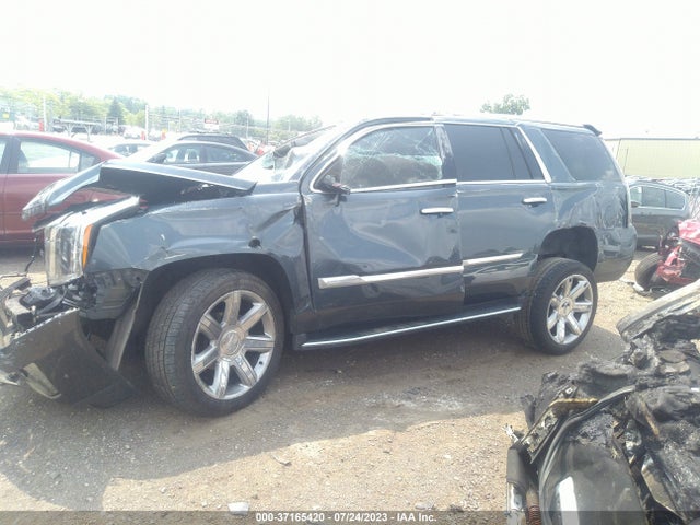 1GYS4BKJ8KR222602 Cadillac Escalade Luxury