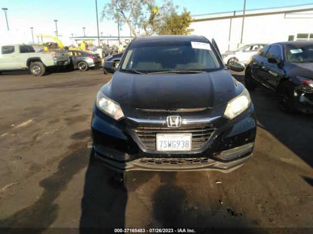 3CZRU5H38GM735558 Honda HR-V LX