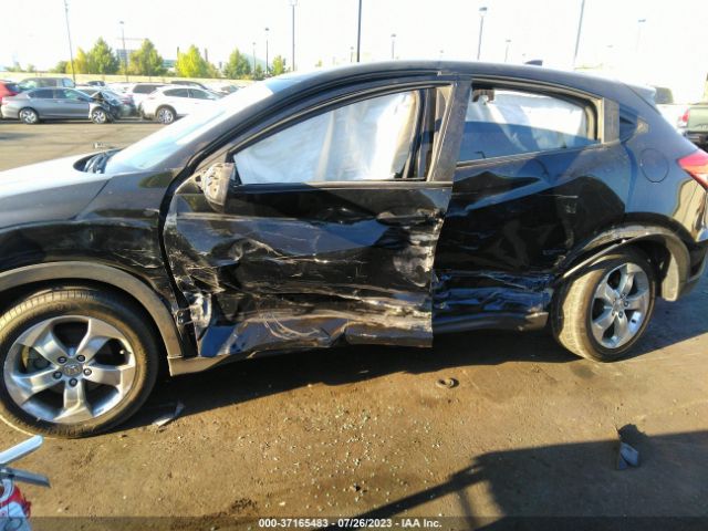 3CZRU5H38GM735558 Honda HR-V LX