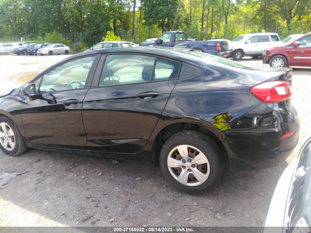 Chevrolet Cruze Ls Manual 2018 1G1BB5SM1J7143475 Image 3