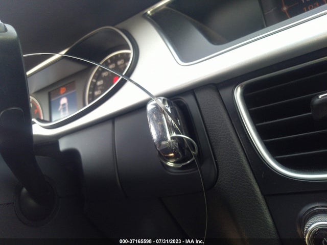 WAUAFAFLXGN011253 Audi A4 PREMIUM