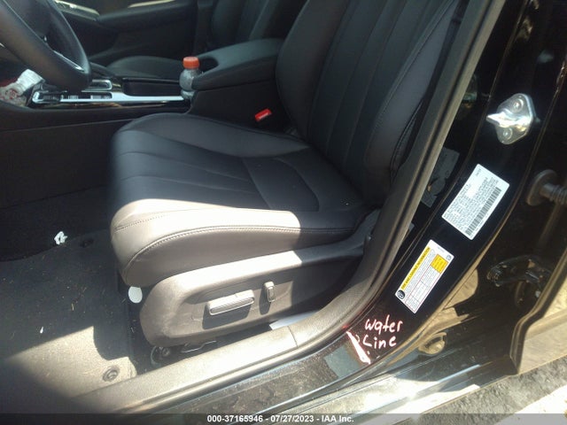 19UDE4H26PA028049 Acura Integra