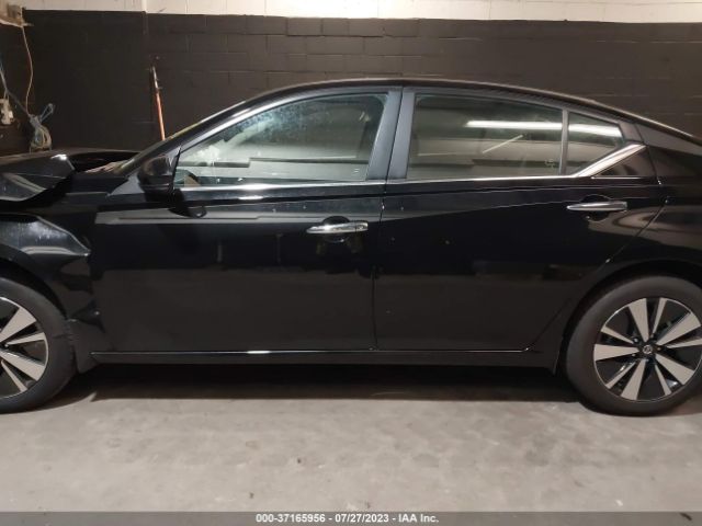 1N4BL4DW5NN353291 Nissan Altima Sv Intelligent Awd