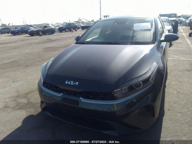 3KPF24AD8PE551176 KIA FORTE LX