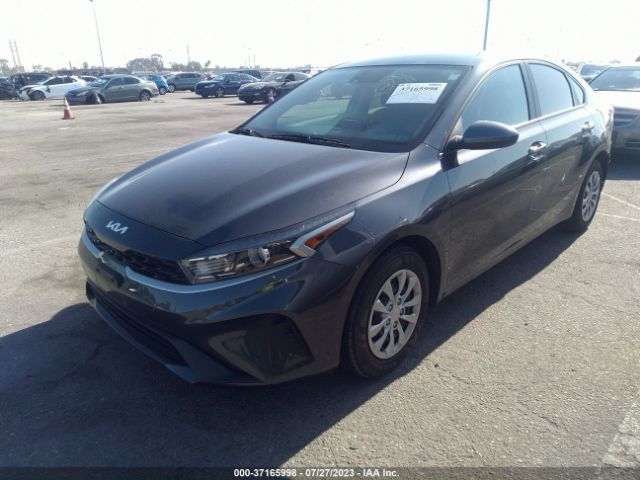 3KPF24AD8PE551176 KIA FORTE LX