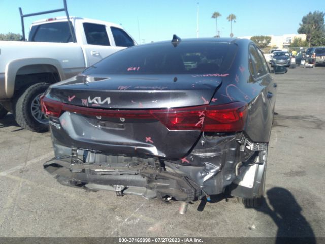 3KPF24AD8PE551176 KIA FORTE LX