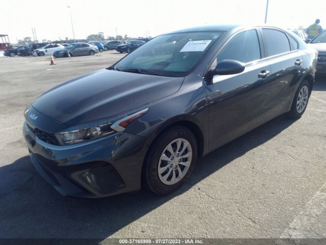 3KPF24AD8PE551176 KIA FORTE LX