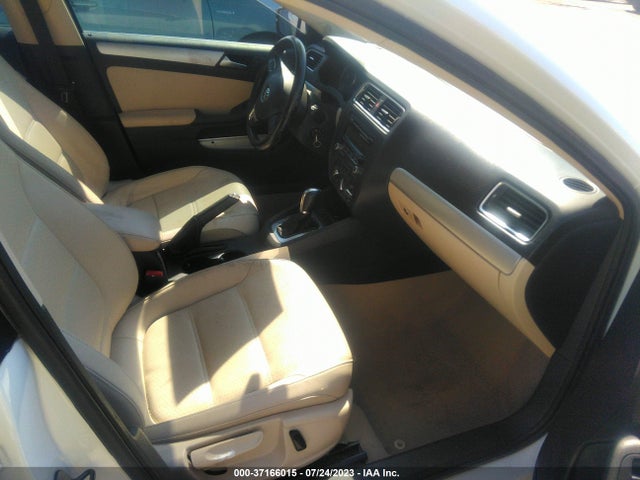 3VWD07AJXEM276690 Volkswagen Jetta Sedan Se W/connectivity