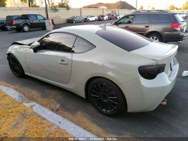 2016 Toyota GR 86, VIN: JF1ZNAA13G8706046
