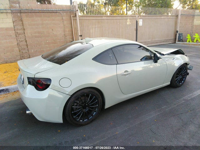 2016 Toyota GR 86, VIN: JF1ZNAA13G8706046