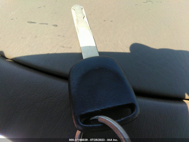 2004 HONDA CIVIC VP VIN: 2HGES16324H580880