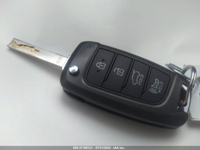 Hyundai Veloster 2.0 2019 KMHTG6AF7KU015617 Image 3