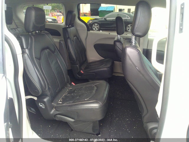 2C4RC1BG3NR109855 Chrysler Pacifica Touring L