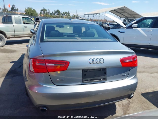 WAUFFAFC5FN028370 Audi A6 2.0t Premium